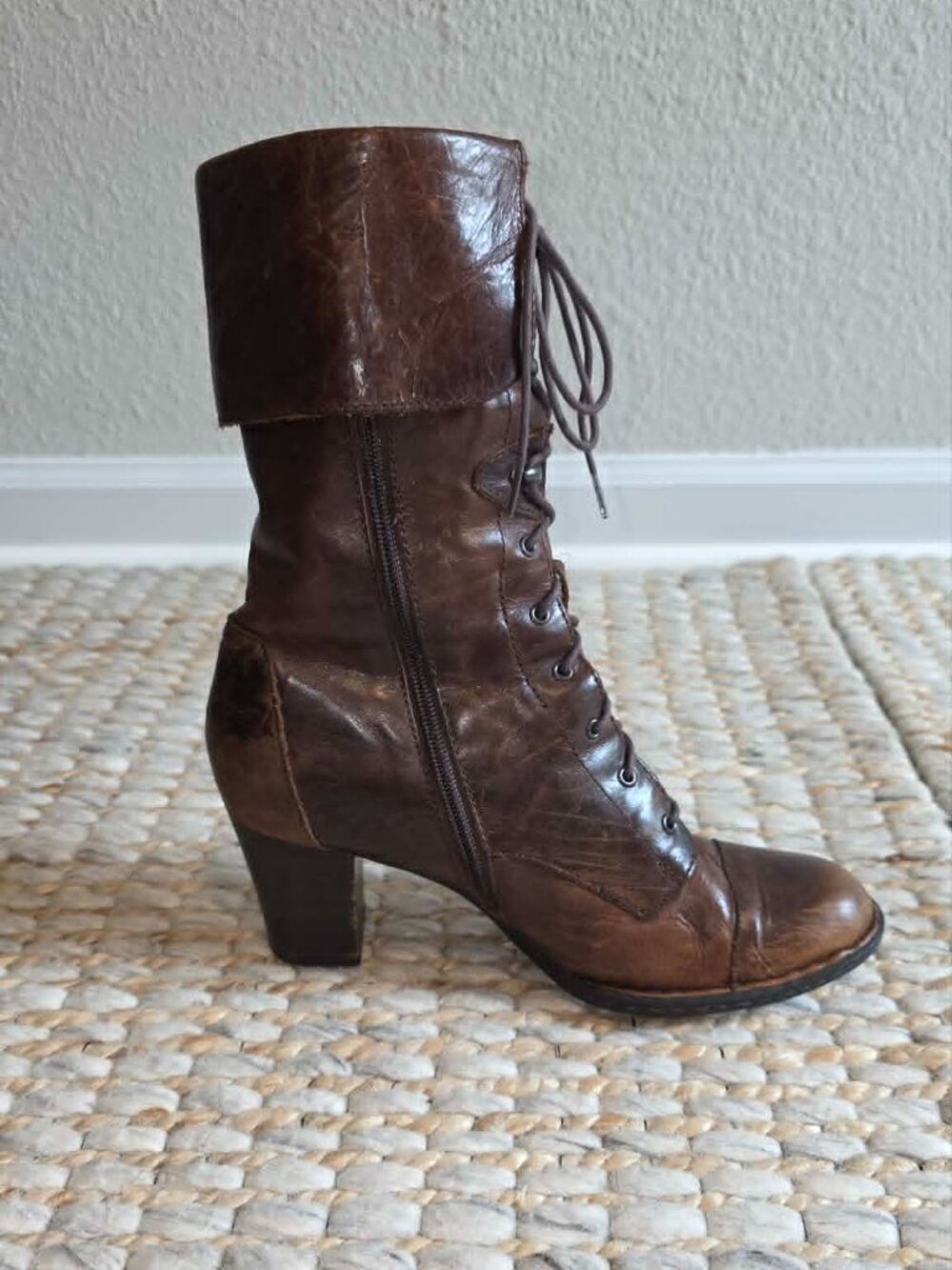 Born Brown Leather Lace Up Fold Over Side Zip Heeled Combat Moto Boot - 9.5 - Picture 3 of 16